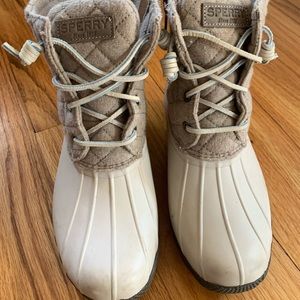 sperry women’s saltwater quilted duck boots